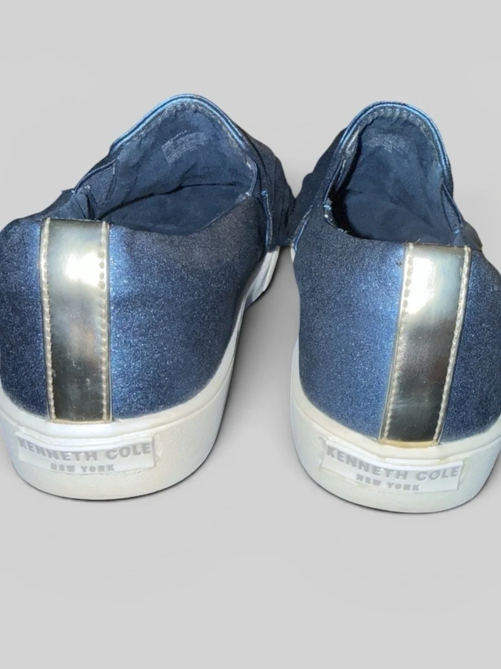 Kenneth Cole kenneth cole